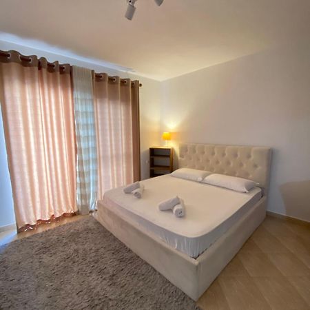 Myslym Shyri Studio 2 Тирана Екстер'єр фото