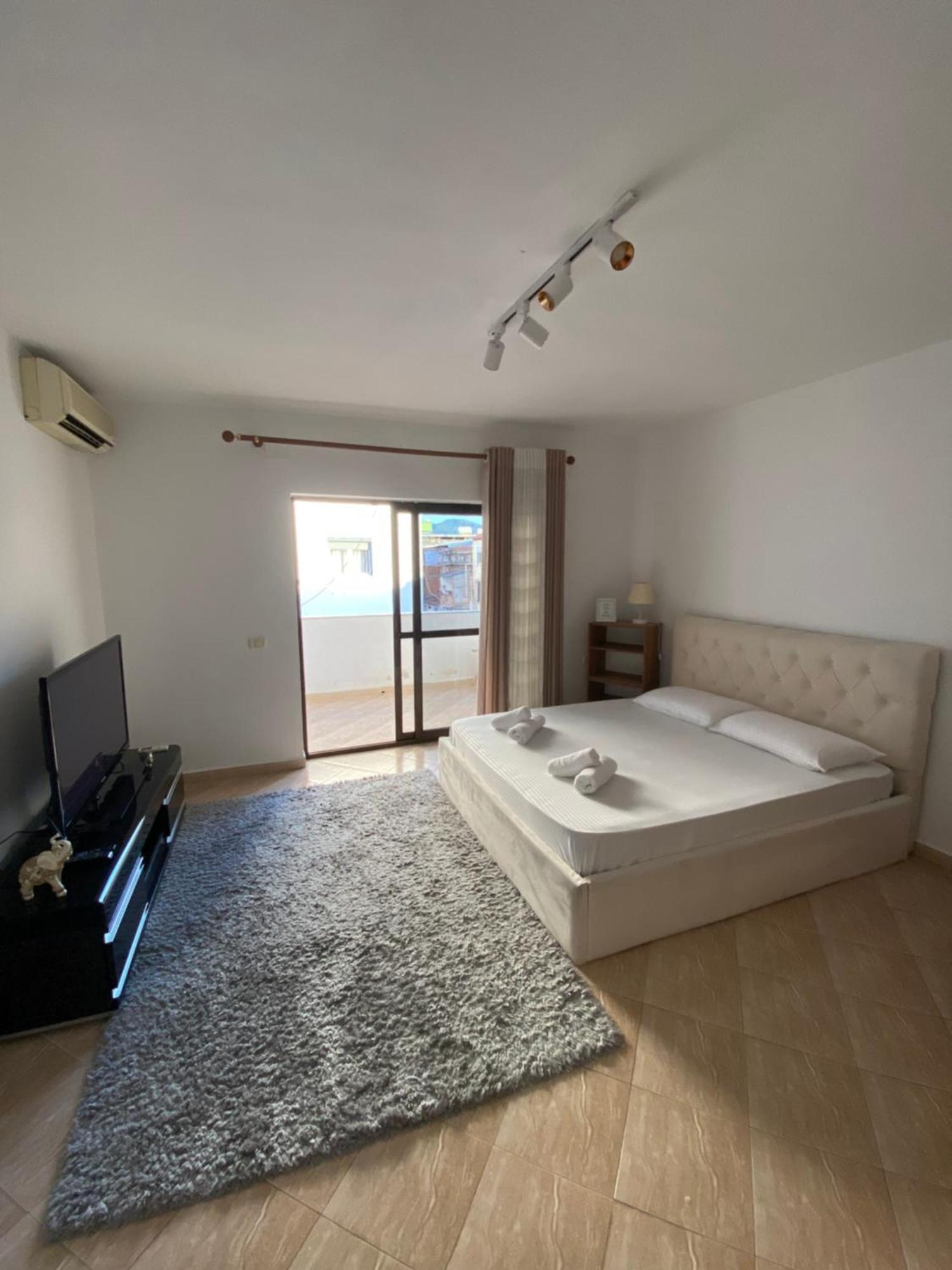 Myslym Shyri Studio 2 Тирана Екстер'єр фото